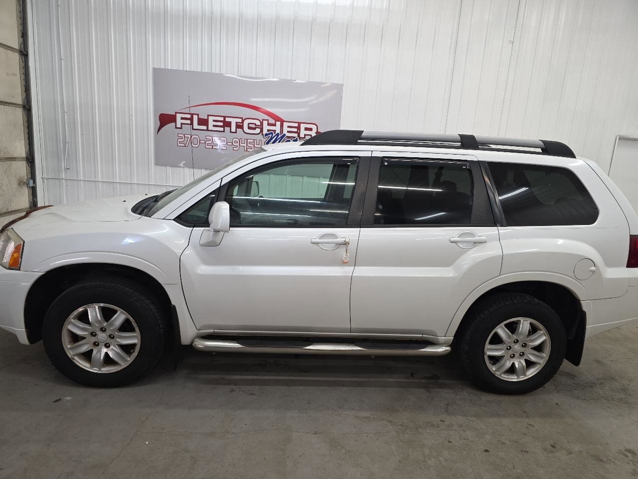 Used 2011 Mitsubishi Endeavor LS image 6