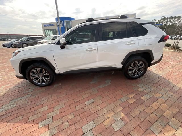 Used 2022 Toyota RAV4 Limited AWD/4WD image 30