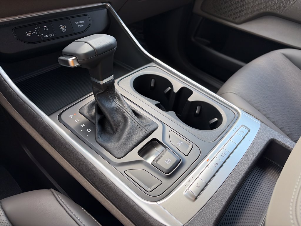 New 2027 Kia Carnival FWD image 22
