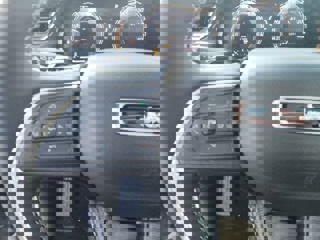 New 2025 Jeep Grand Cherokee Altitude image 10