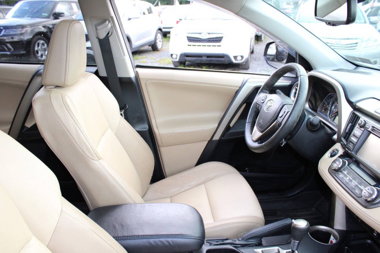 Used 2013 Toyota RAV4 Limited AWD/4WD image 11