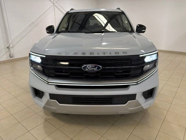 Used 2025 Ford Expedition Platinum AWD/4WD image 9