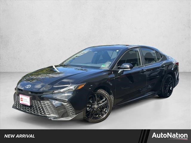 Used 2025 Toyota Camry SE