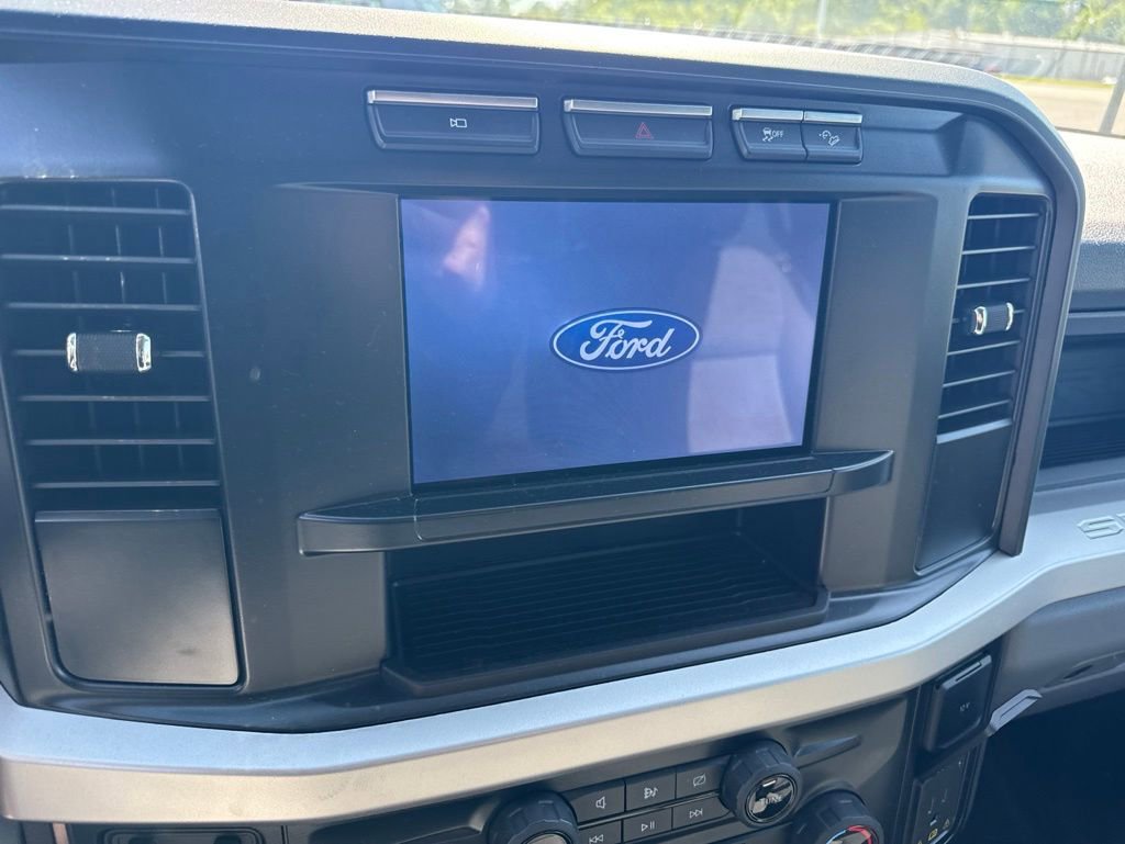 Used 2024 Ford F250 XL w/ STX Appearance Package AWD/4WD image 7