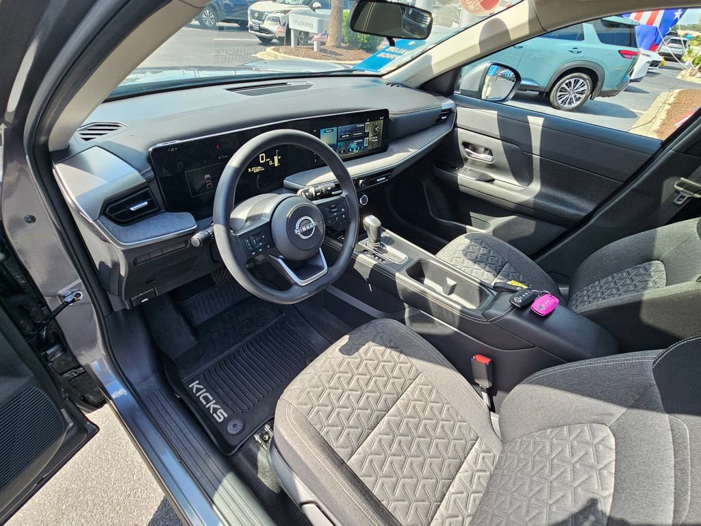 Certified 2025 Nissan Kicks SV w/ SV Premium Package AWD/4WD image 19