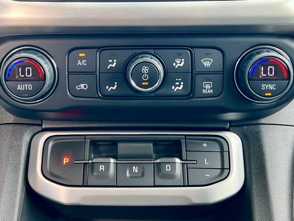 Used 2022 GMC Acadia SLE image 32