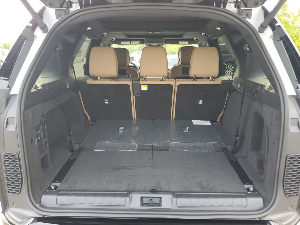 New 2026 Land Rover Discovery Dynamic SE AWD/4WD image 33