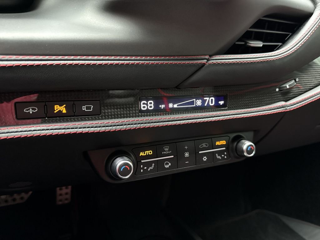 Certified 2022 Ferrari F8 Tributo RWD image 19