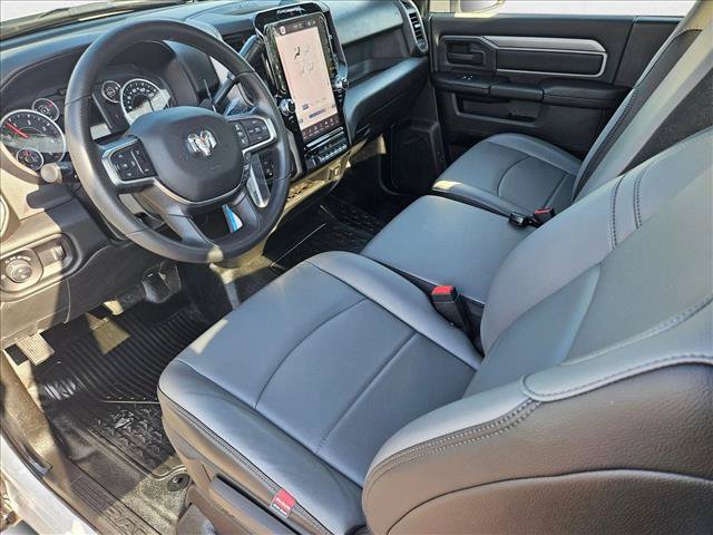 New 2025 RAM 3500 Tradesman AWD/4WD video 3