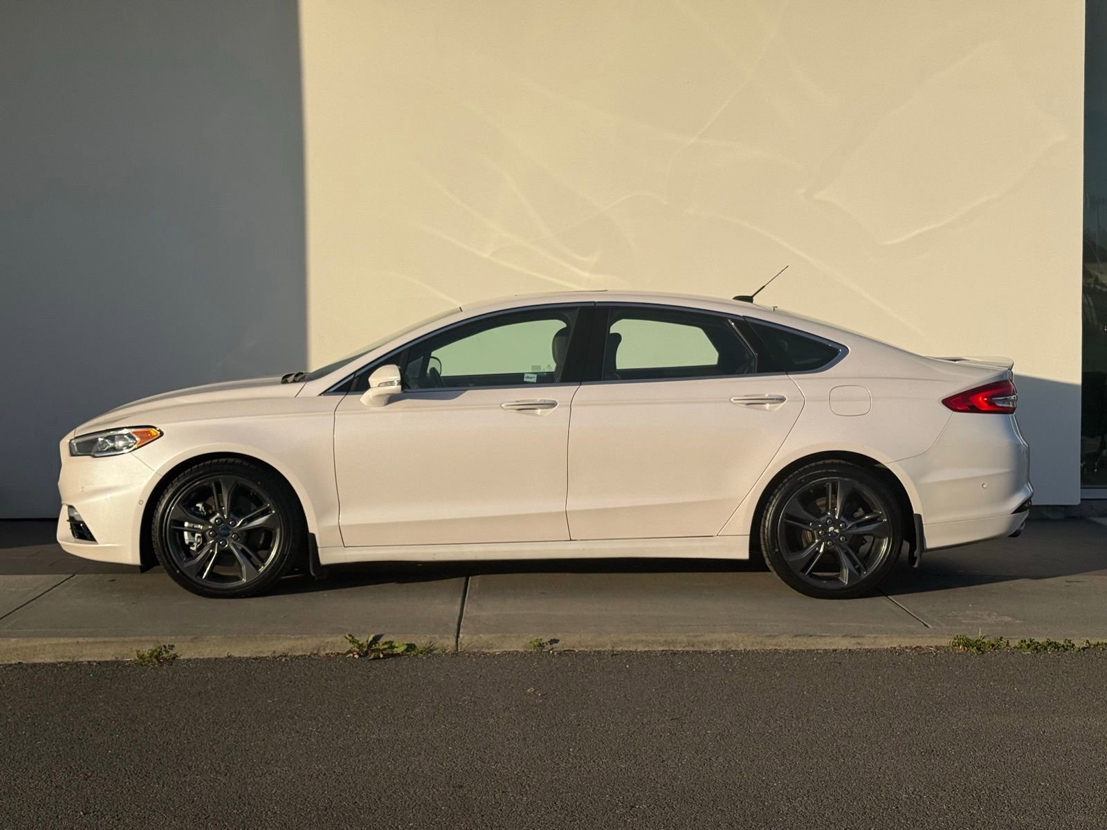 Used 2017 Ford Fusion Sport w/ Equipment Group 401A AWD/4WD image 4