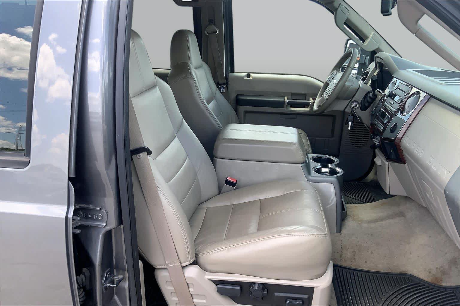 Used 2008 Ford F350 Lariat AWD/4WD image 8