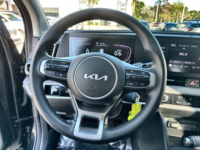 Used 2024 Kia Sportage LX image 11