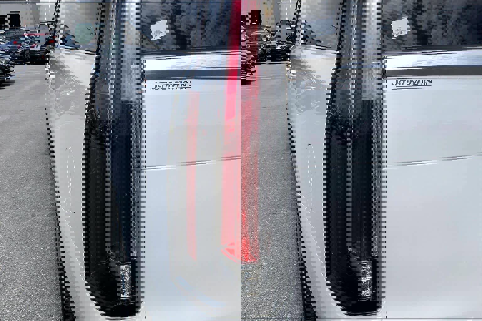 Used 2019 Cadillac Escalade ESV Premium Luxury image 27