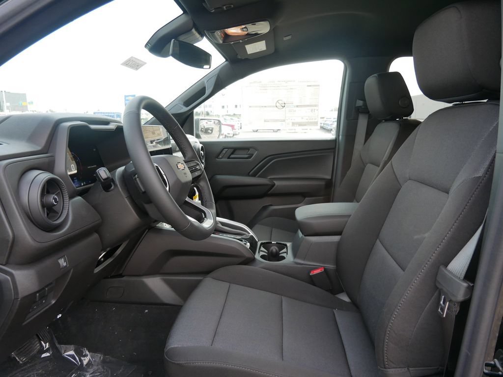New 2026 Chevrolet Colorado W/T w/ WT Custom Package AWD/4WD image 15