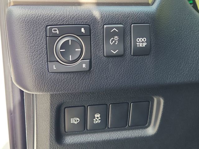 Used 2017 Lexus GX 460 Premium w/ Premium Package image 18