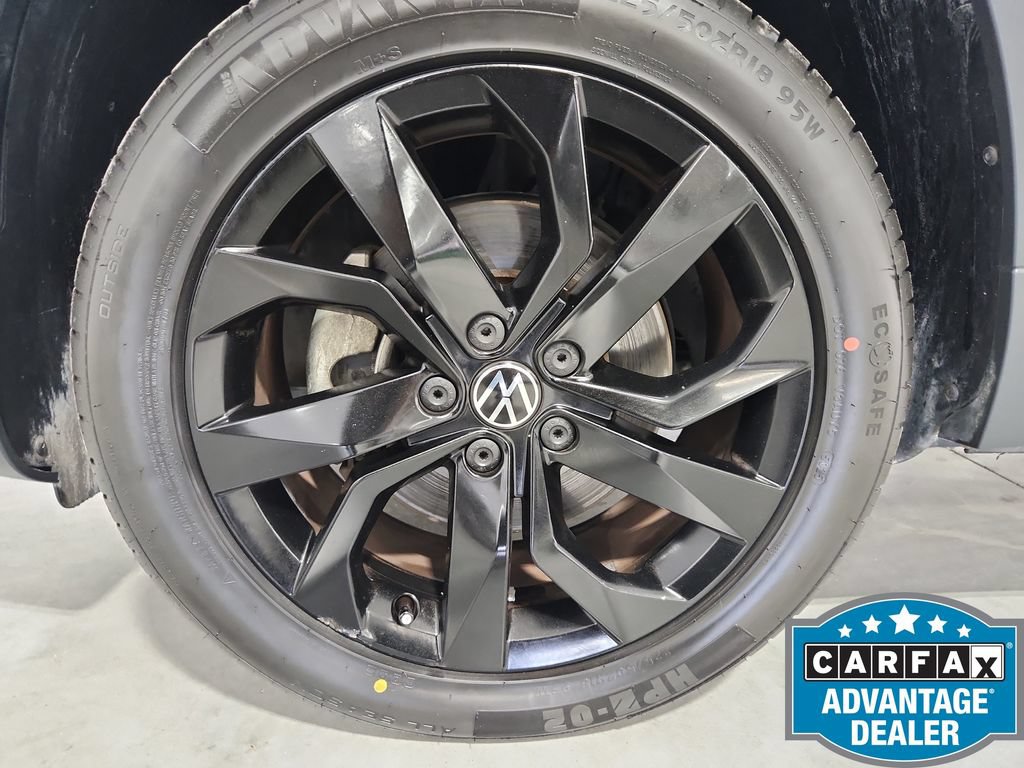 Used 2022 Volkswagen Taos SE FWD image 30