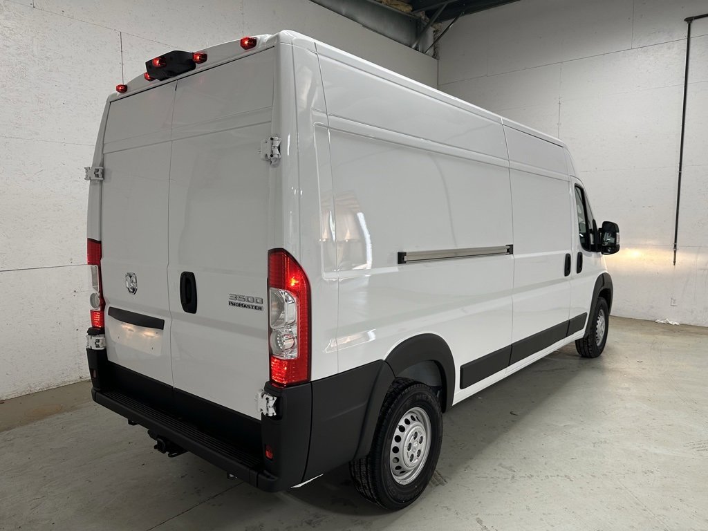 New 2024 RAM ProMaster 3500 w/ Convenience Group image 7