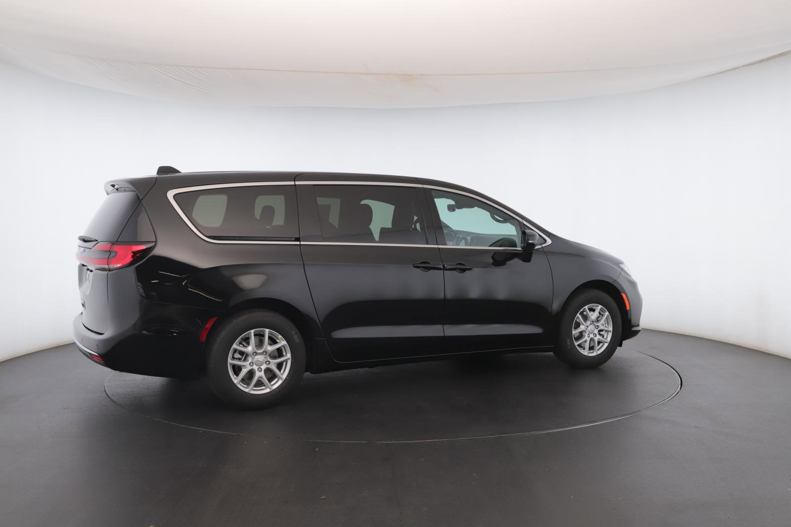 New 2026 Chrysler Pacifica Select image 29