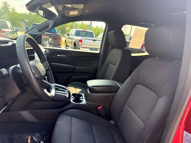 Used 2023 Chevrolet Colorado LT w/ LT Convenience Package AWD/4WD image 17