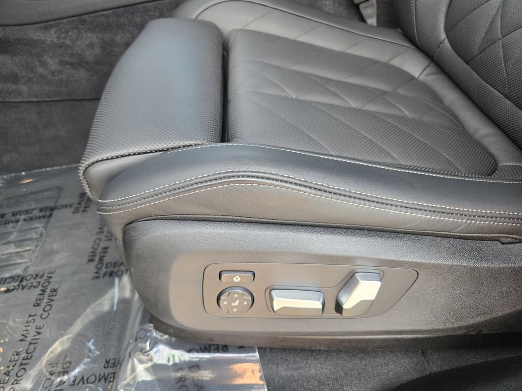Certified 2026 BMW X5 xDrive40i w/ M Sport Package AWD/4WD image 27