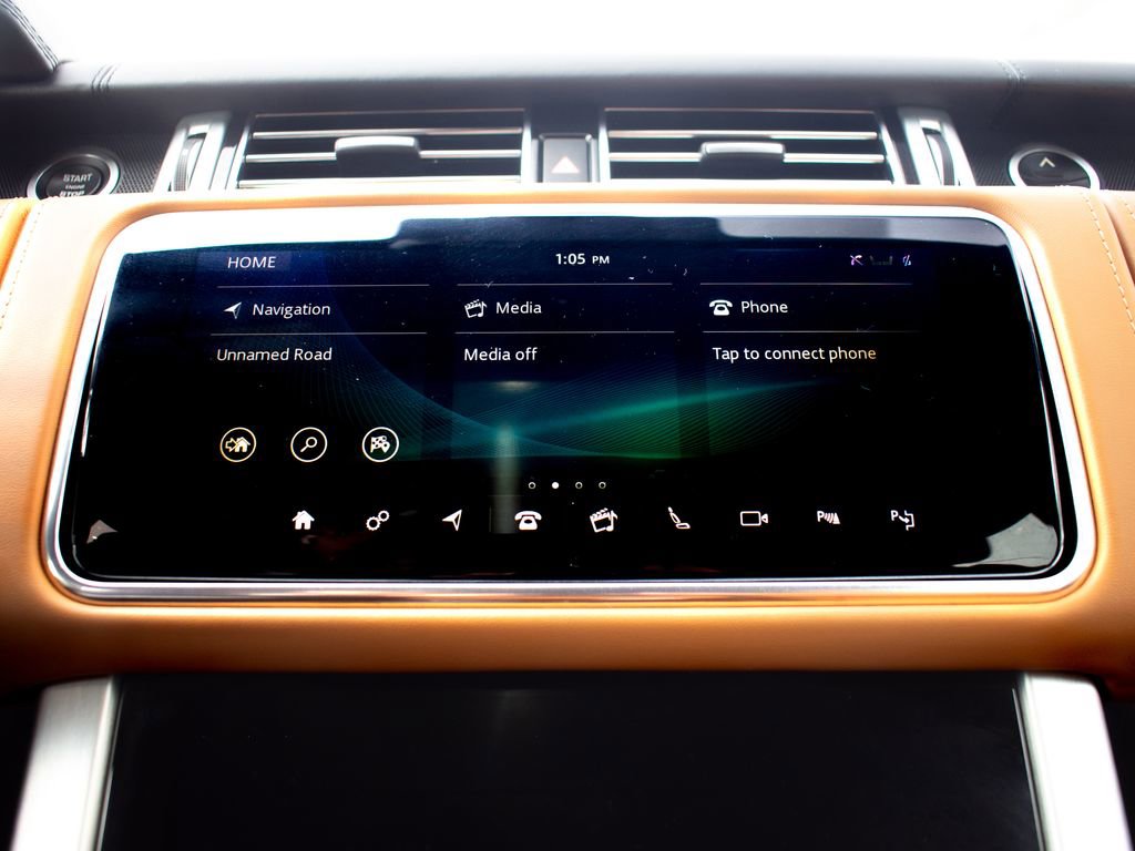 Used 2020 Land Rover Range Rover Long Wheelbase Autobiography image 22