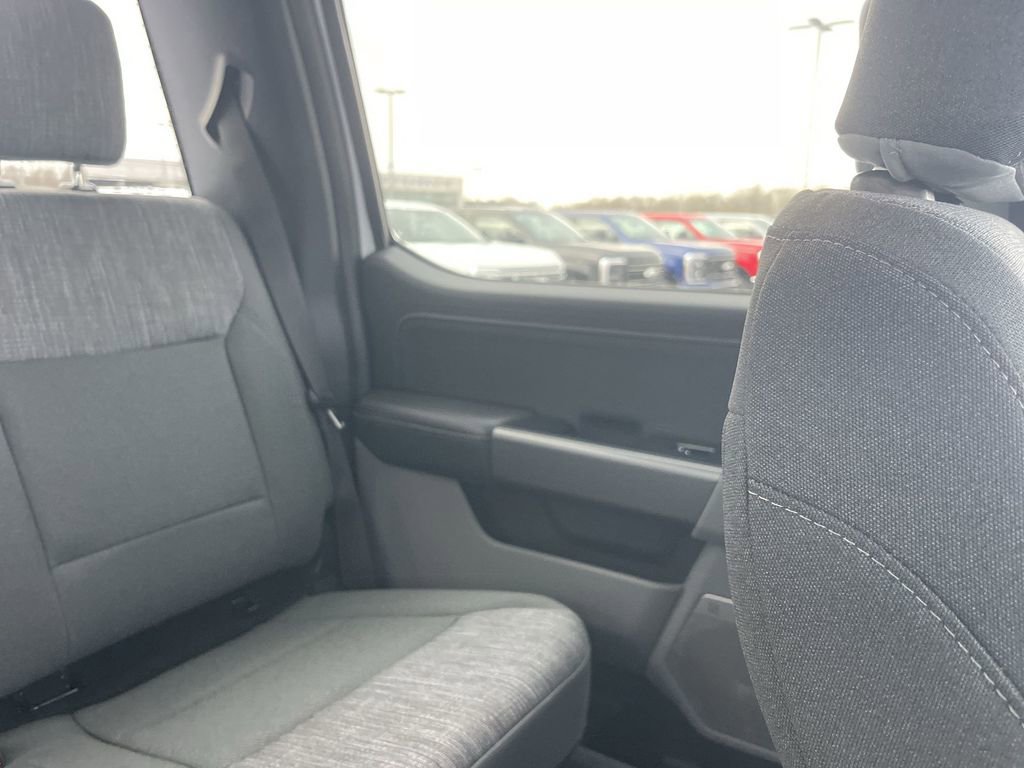 New 2026 Ford F250 XLT w/ XLT Premium Package image 12