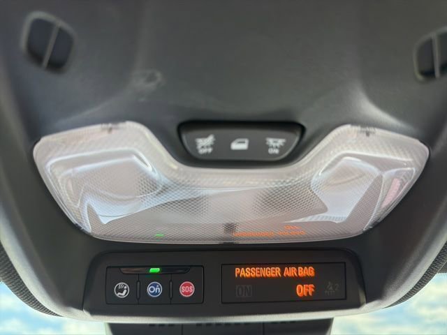 Used 2024 Chevrolet Colorado Trail Boss w/ Advanced Trailering Package AWD/4WD image 19