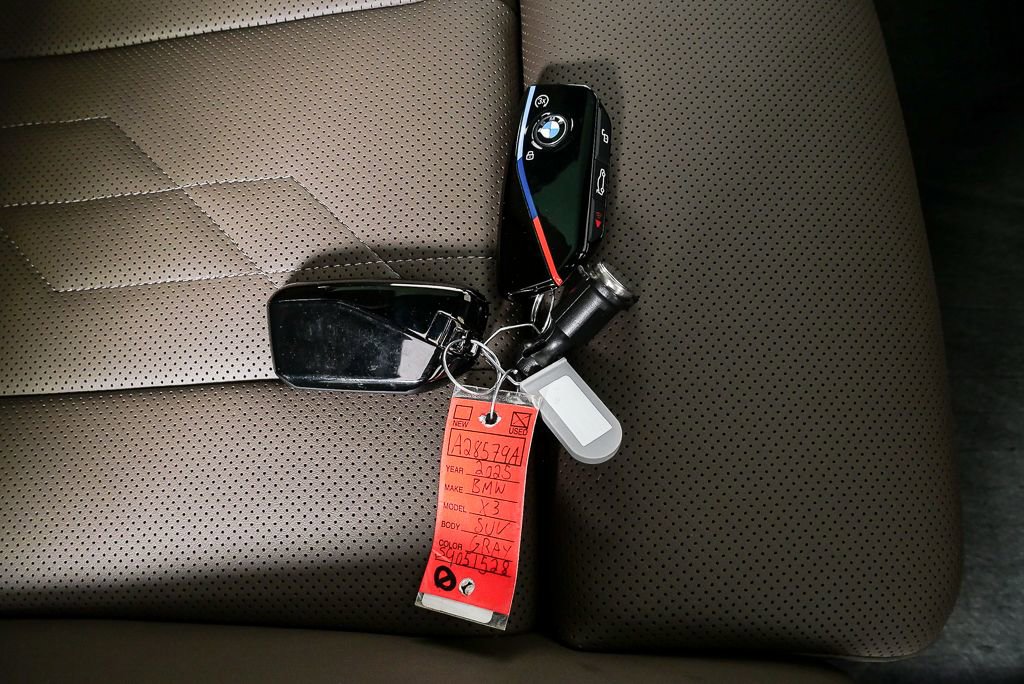 Used 2025 BMW X3 M50 w/ Premium Package image 23