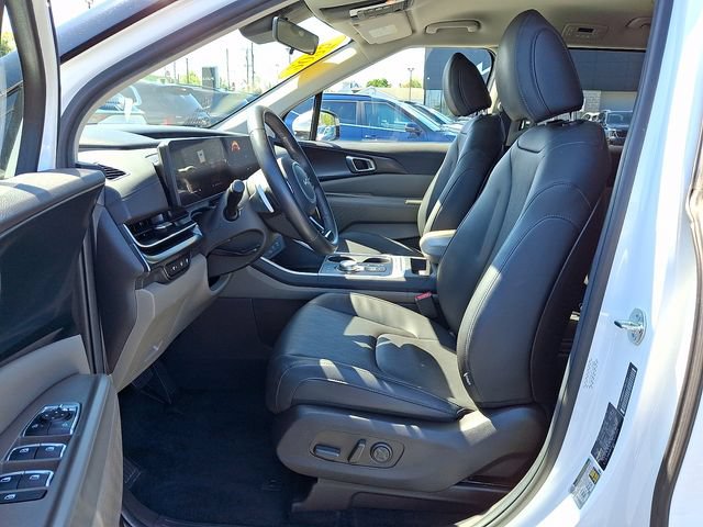 Certified 2026 Kia Carnival LXS FWD image 14