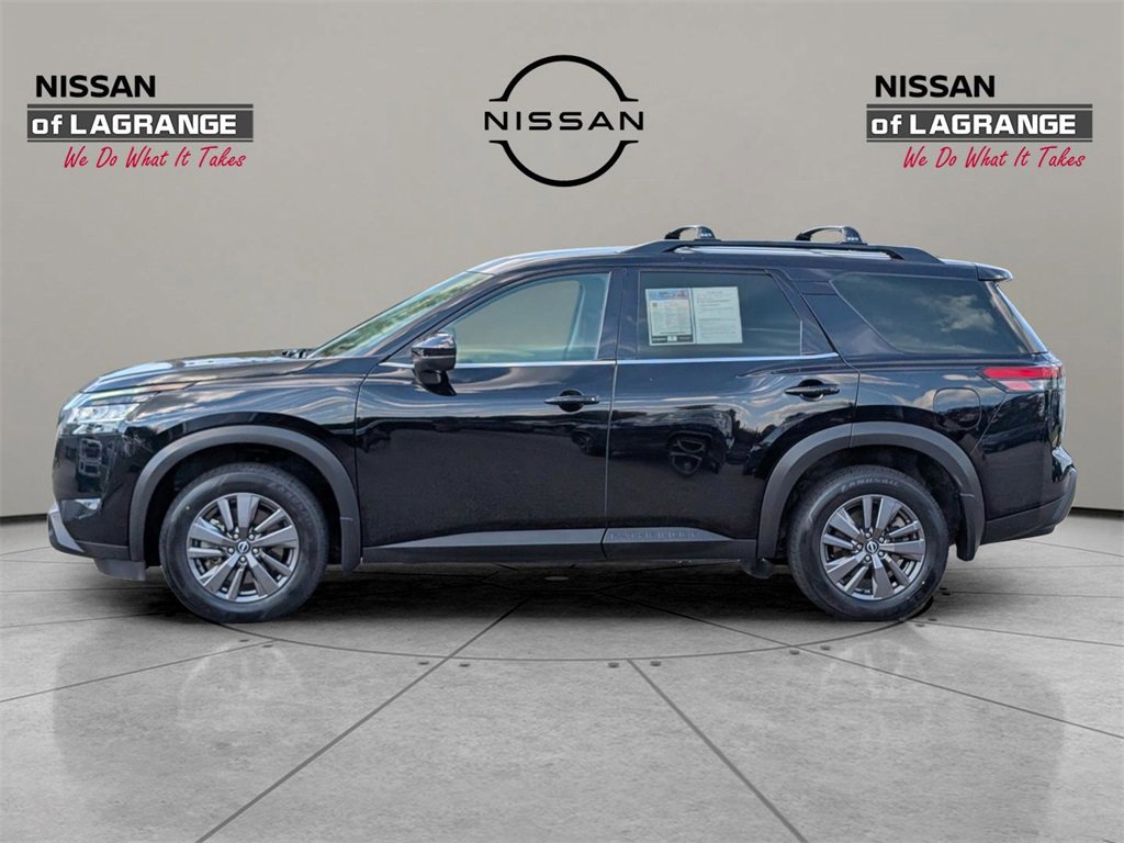 Used 2022 Nissan Pathfinder SV image 8
