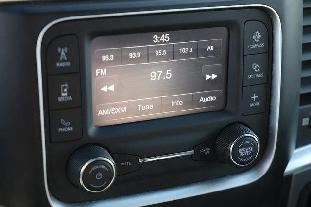 Used 2024 RAM 1500 Classic SLT image 29