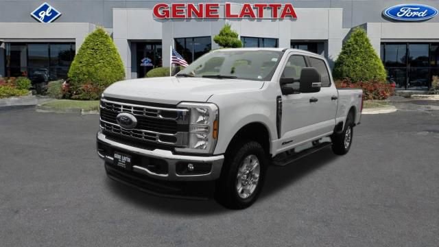 Certified 2025 Ford F250 XLT image 3