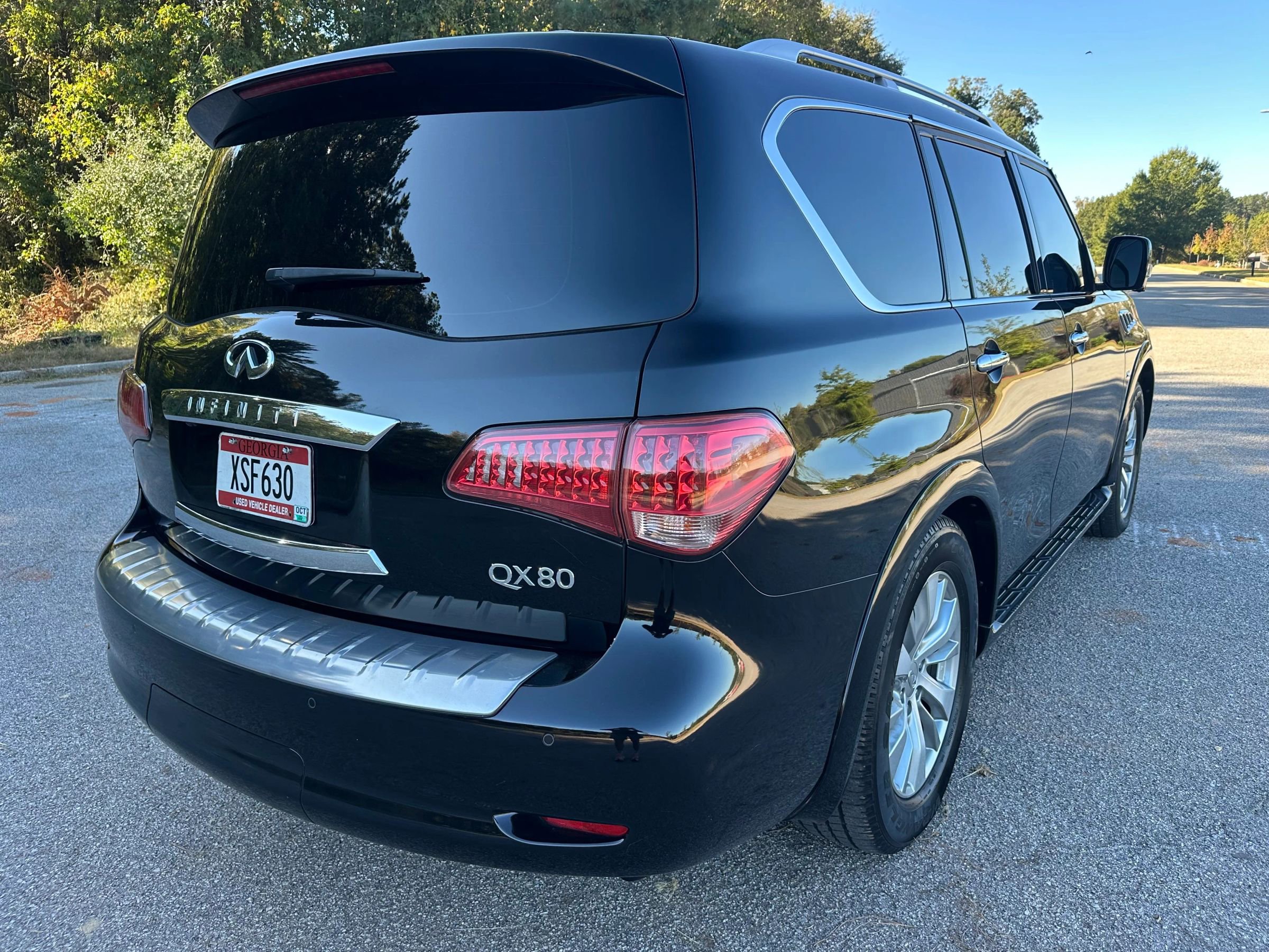 Used 2017 INFINITI QX80 4WD image 5