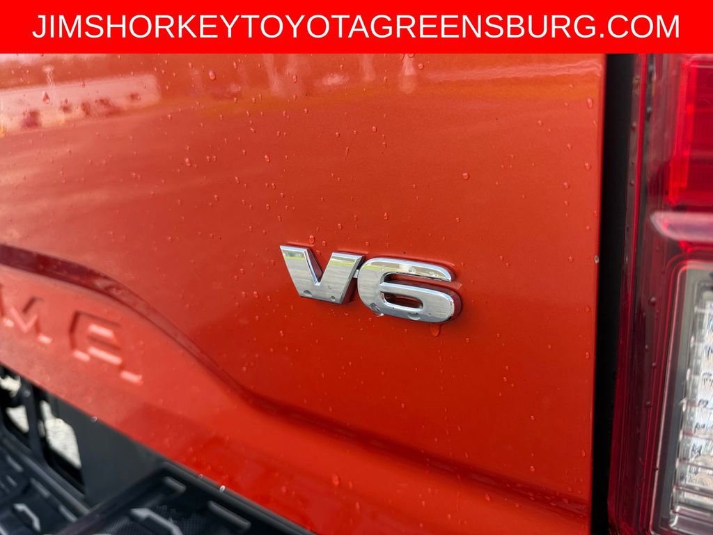 Used 2016 Toyota Tacoma TRD Off-Road AWD/4WD image 33