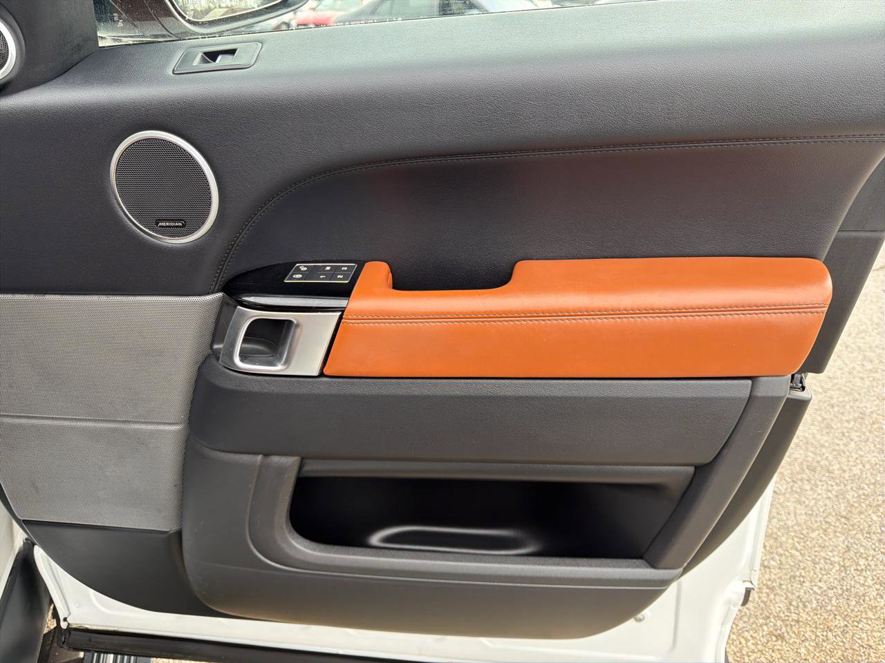 Used 2016 Land Rover Range Rover Sport Supercharged image 36