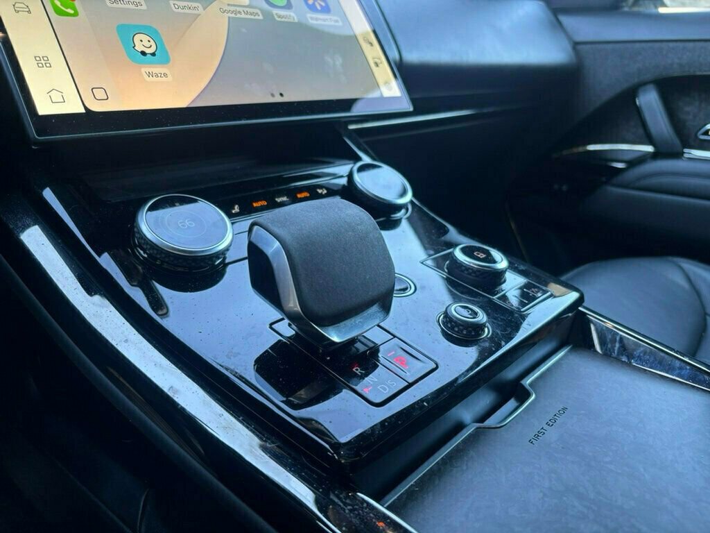 Used 2023 Land Rover Range Rover Sport First Edition image 35