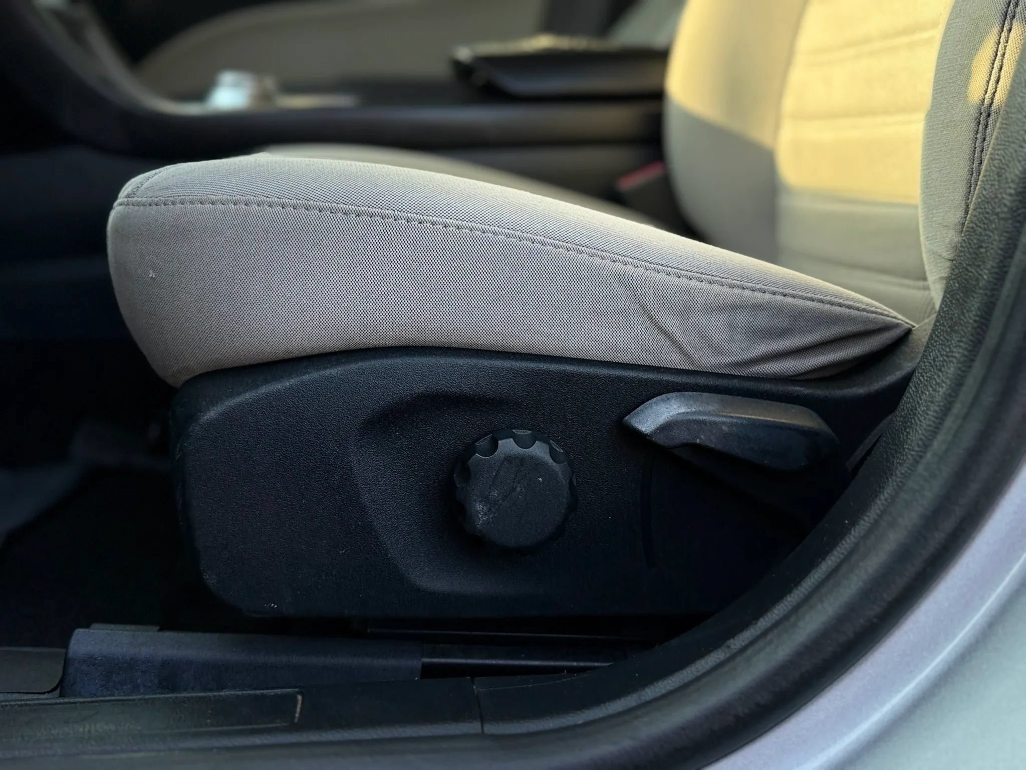 Used 2020 Ford Fusion S FWD image 34