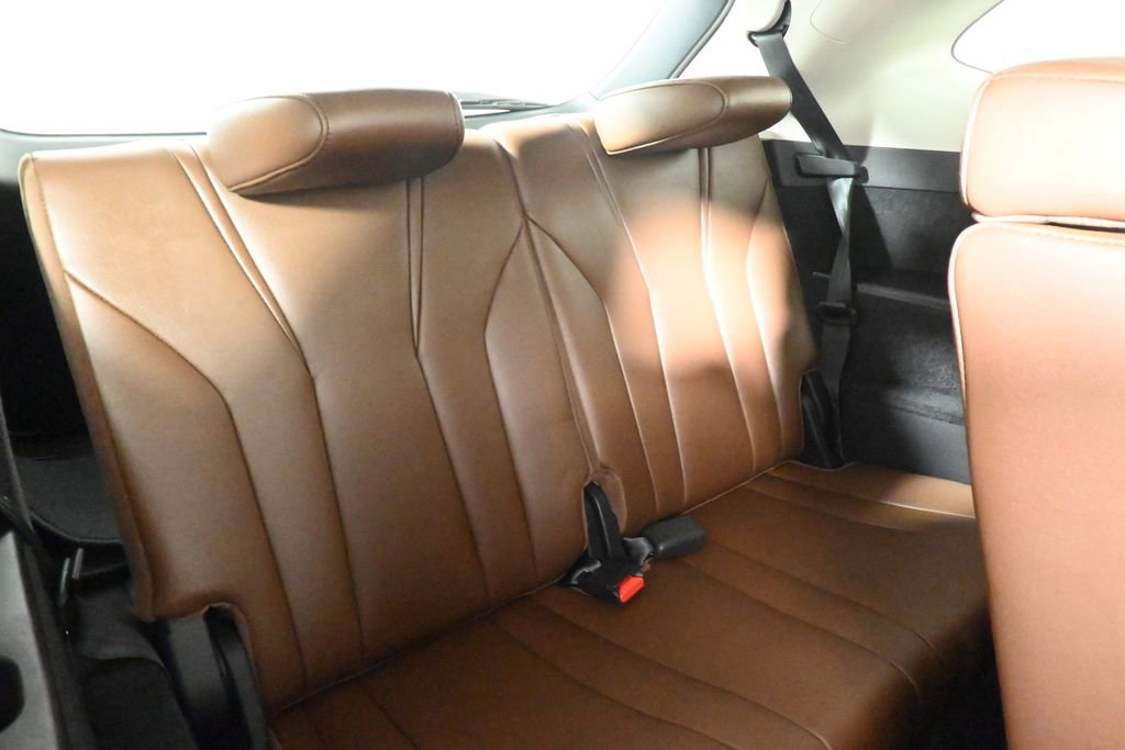 Used 2023 Acura MDX SH-AWD w/ Technology Package image 39
