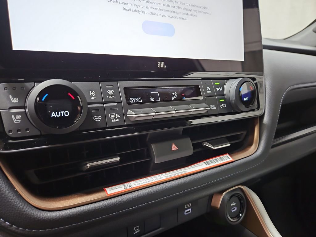 New 2026 Toyota Grand Highlander AWD Hybrid image 21