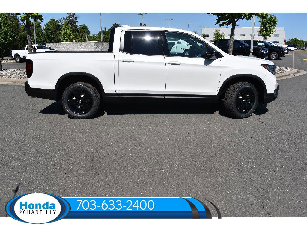 New 2026 Honda Ridgeline Black Edition image 8