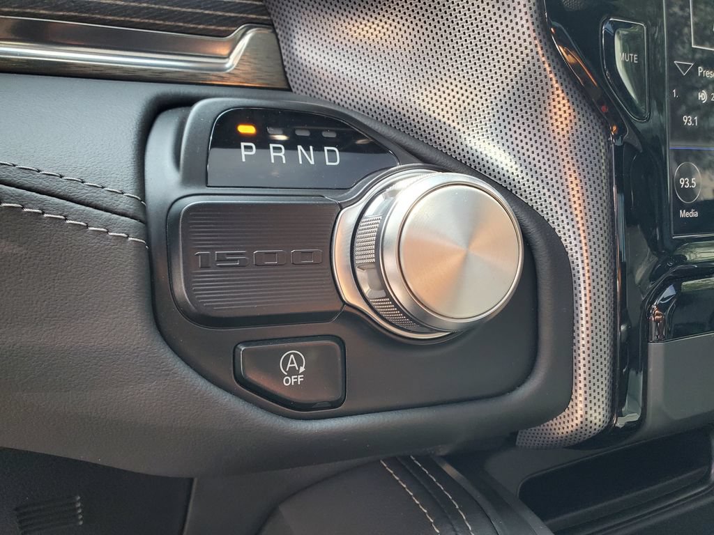 Used 2021 RAM 1500 Limited w/ Night Edition RWD image 28
