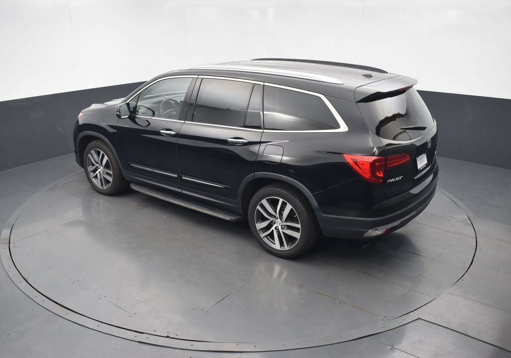 Used 2017 Honda Pilot Touring image 44