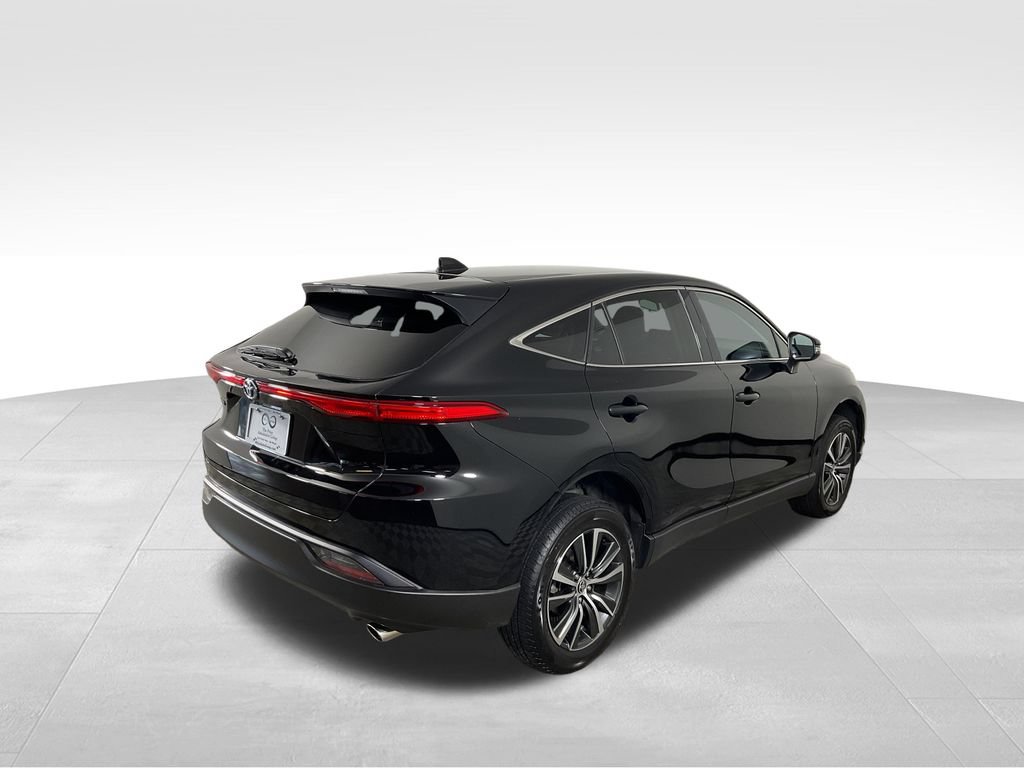 Used 2024 Toyota Venza LE AWD/4WD image 9