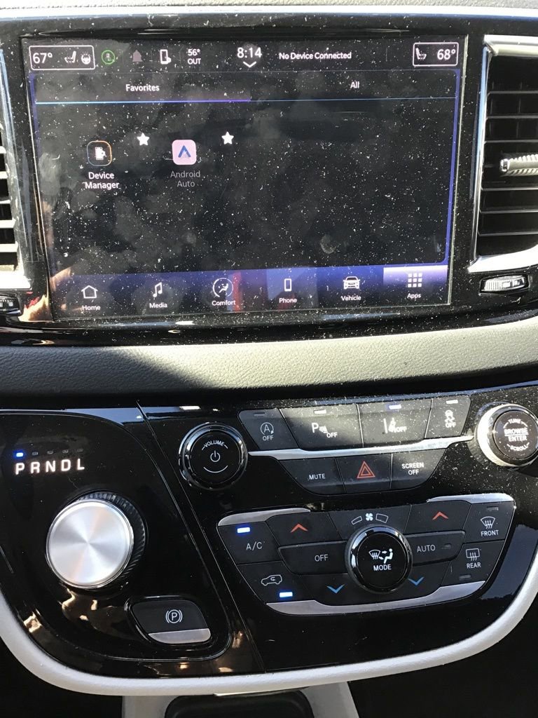 Used 2023 Chrysler Pacifica Touring-L image 13