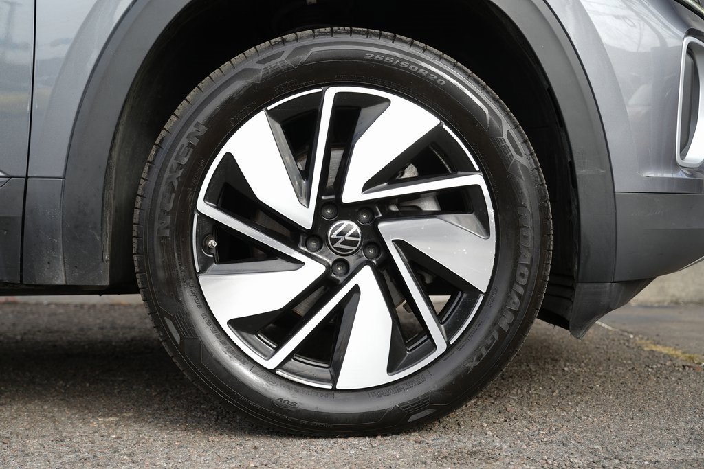 Used 2024 Volkswagen Atlas SE image 14