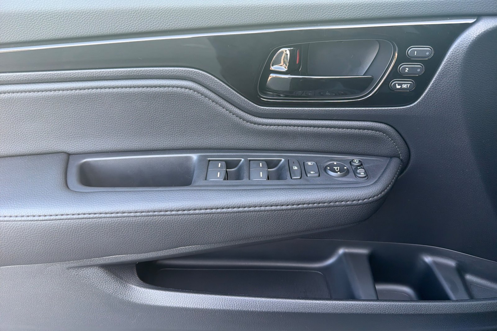 New 2027 Honda Odyssey Elite image 10
