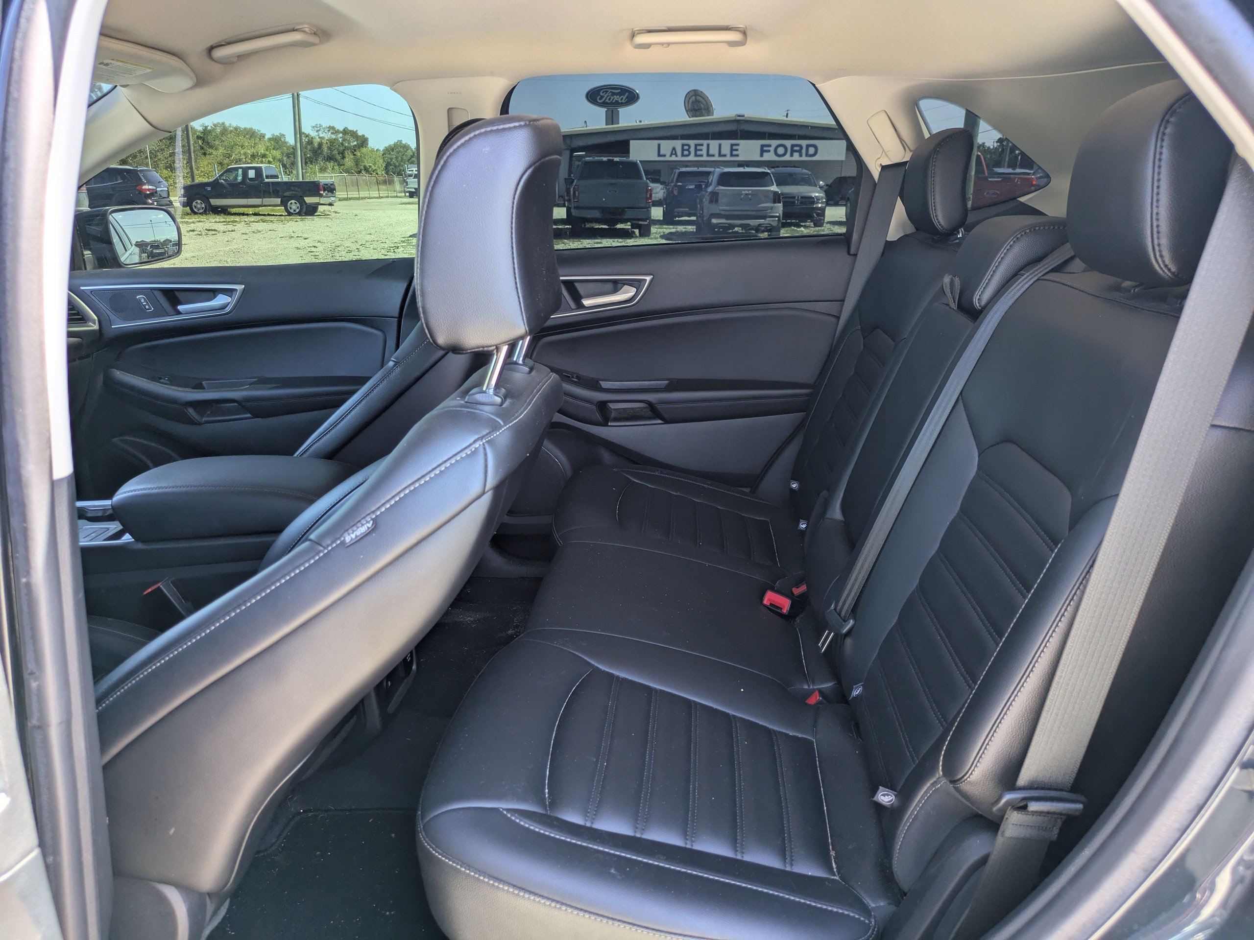 Used 2023 Ford Edge SEL w/ Convenience Package AWD/4WD image 13