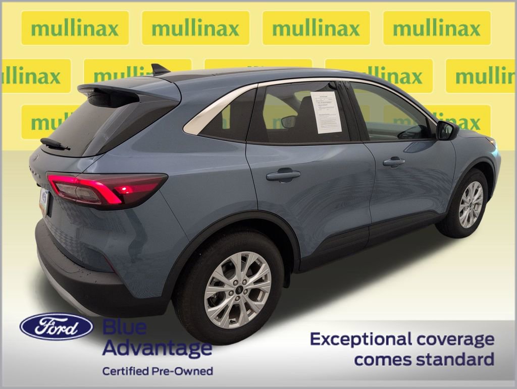 Used 2024 Ford Escape Active w/ Tech Pack #1 FWD image 3