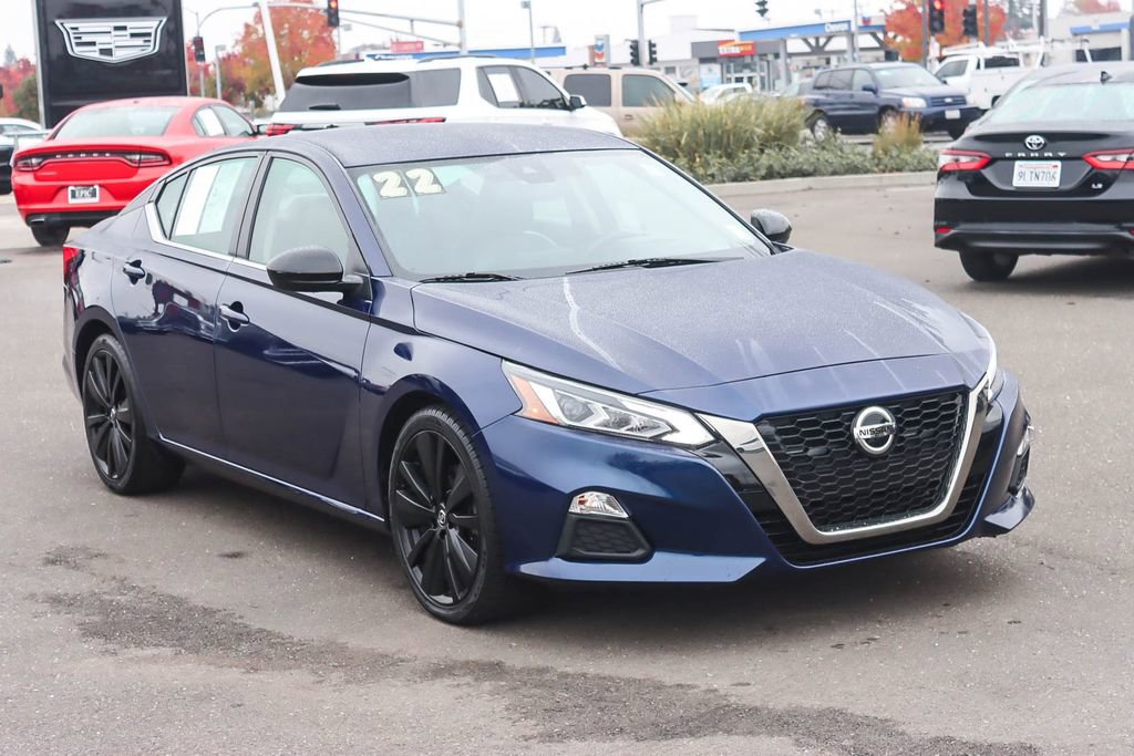 Used 2022 Nissan Altima 2.5 SR image 5