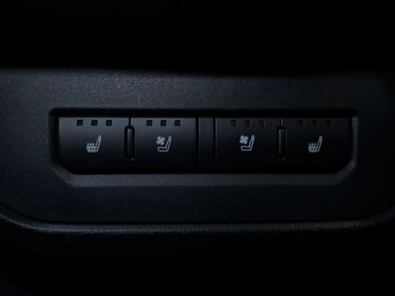 Used 2023 Toyota Tundra 1794 Edition AWD/4WD image 19